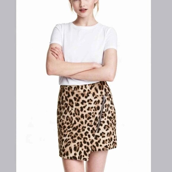 H&M Textured Leopard Print Asymmetrical Faux Wrap Exposed Zipper Skirt 6 NWT - Picture 2 of 7